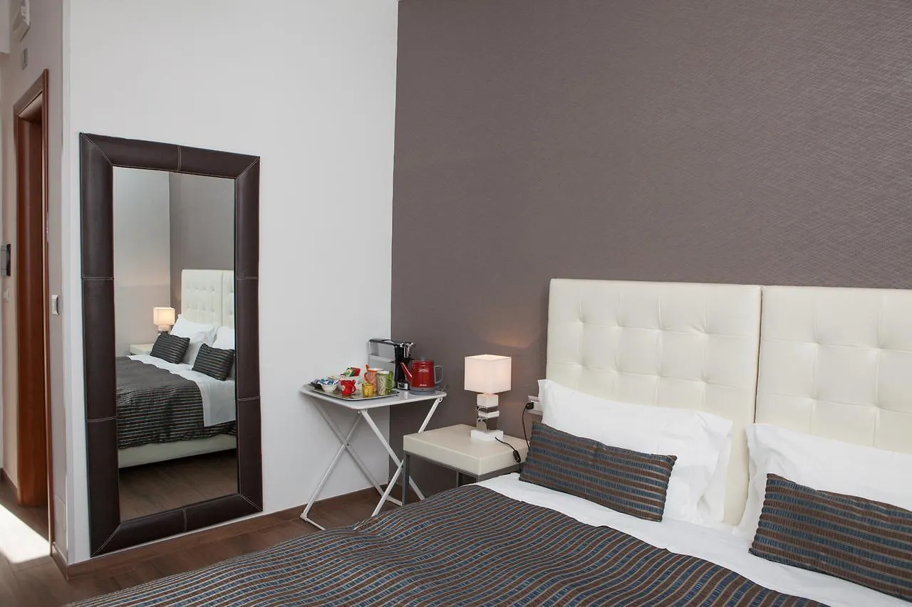 Frühstückspension B&B Night&Day Reggio Calabria